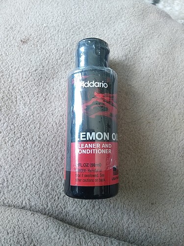 Addario lemon oil - oil, guitar